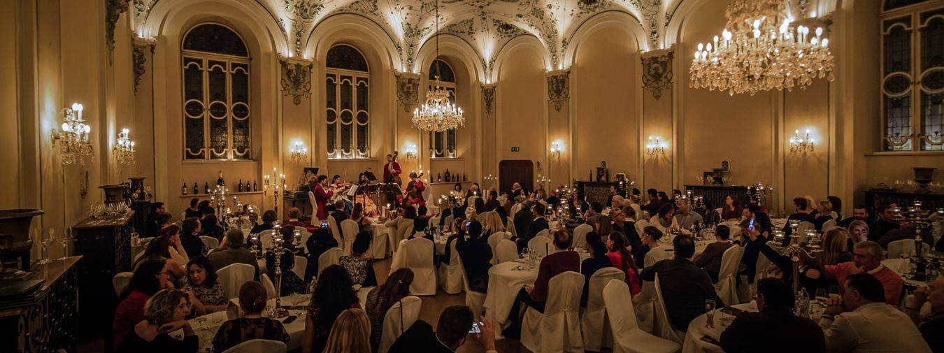 Mozart Dinner Concert, Dinner & Co, Salzburg schedule, program & buy